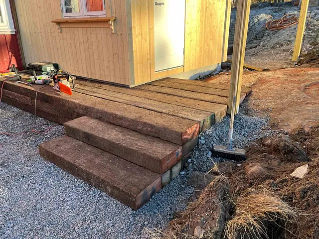 Inngangsparti, mur og terrasse, Hvitsten